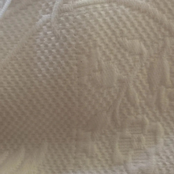 Home Collection white valance. 78”x19”. - Picture 3 of 7